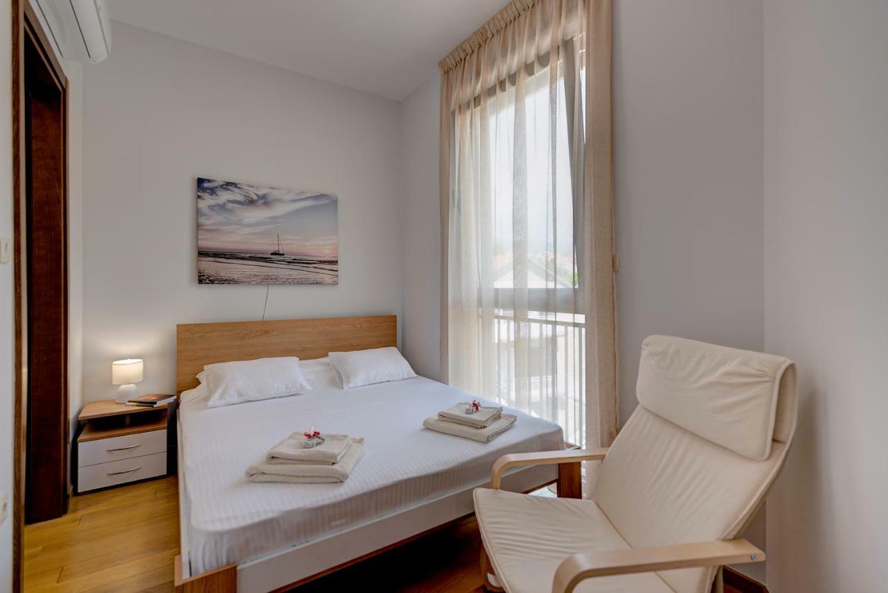 Appartement Sunray à Tivat Extérieur photo